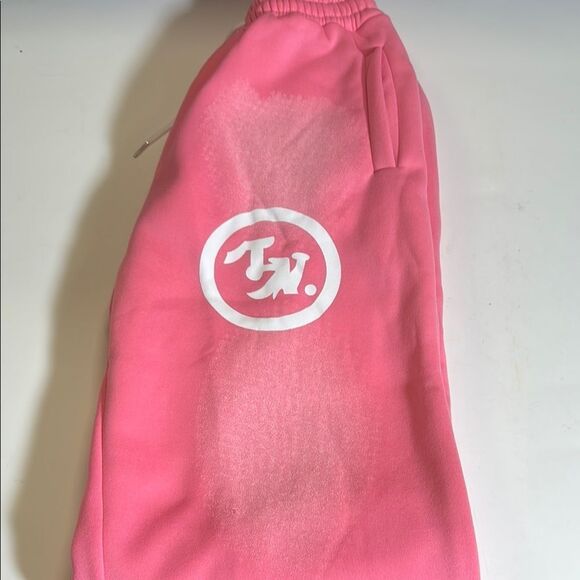 Pink sweat pants with white Logo - Picture 7 of 7